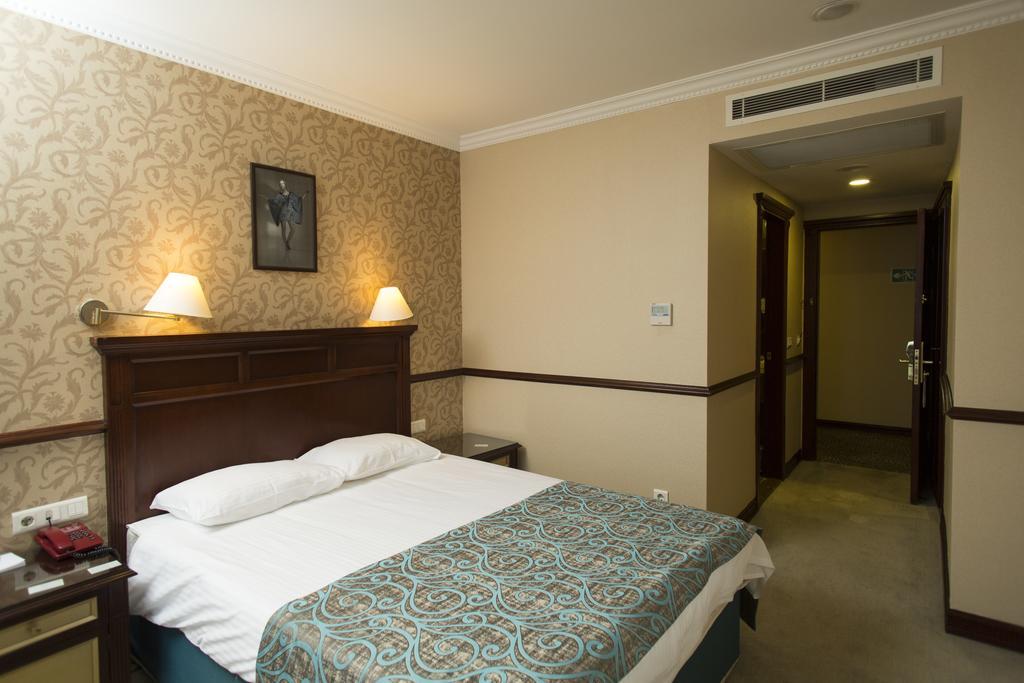 Topkapi Inter Istanbul Hotel Exterior photo