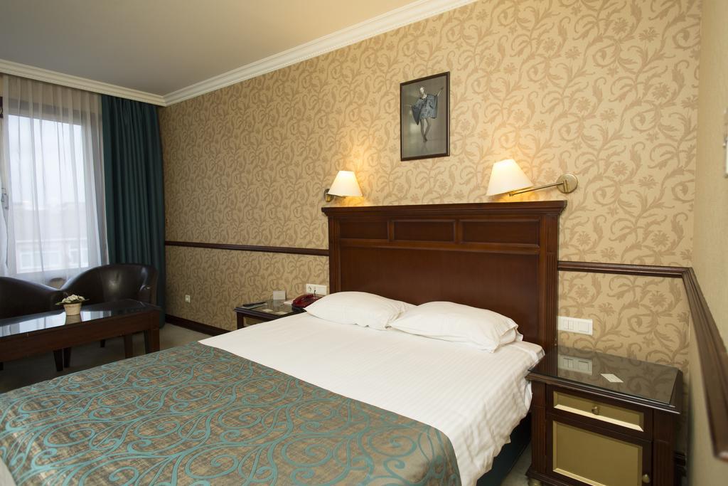 Topkapi Inter Istanbul Hotel Exterior photo